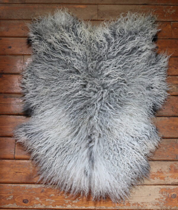 Montana Icelandic Sheep Pelt - Jasper